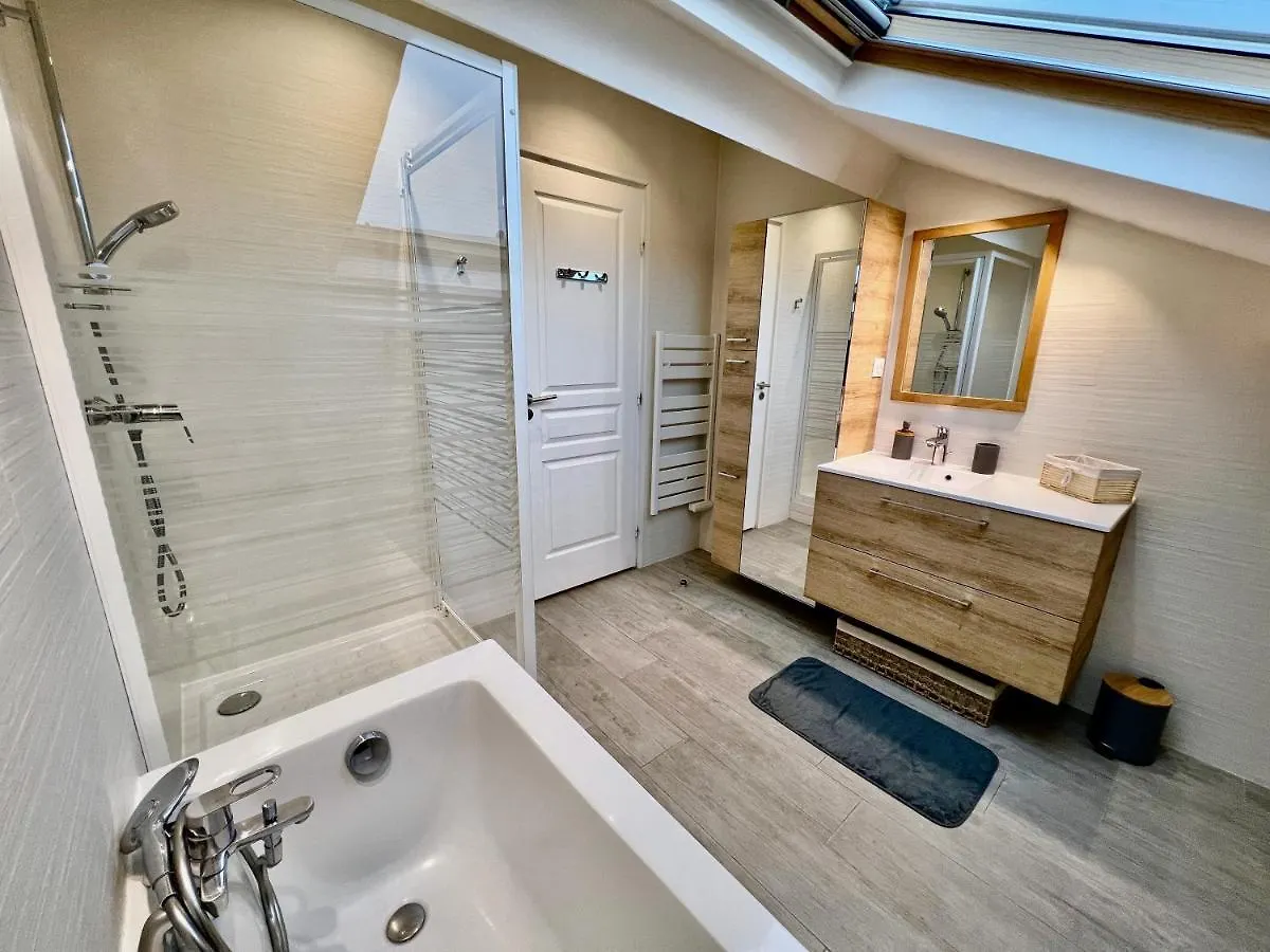Cannes, Mer A 500 M, Maison Rare Cannes