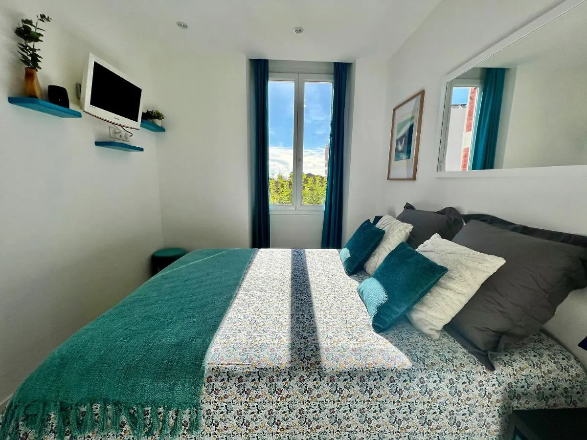 Cannes, Mer A 500 M, Maison Rare Vila Cannes