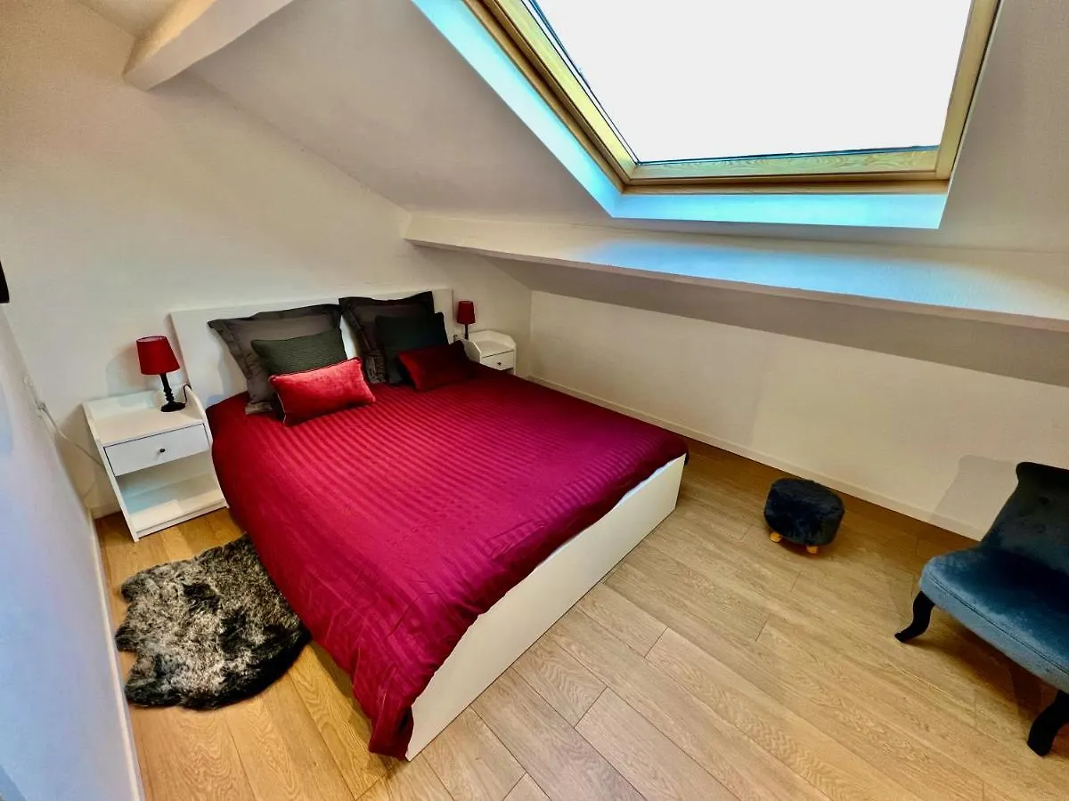 Cannes, Mer A 500 M, Maison Rare 0*, Cannes France